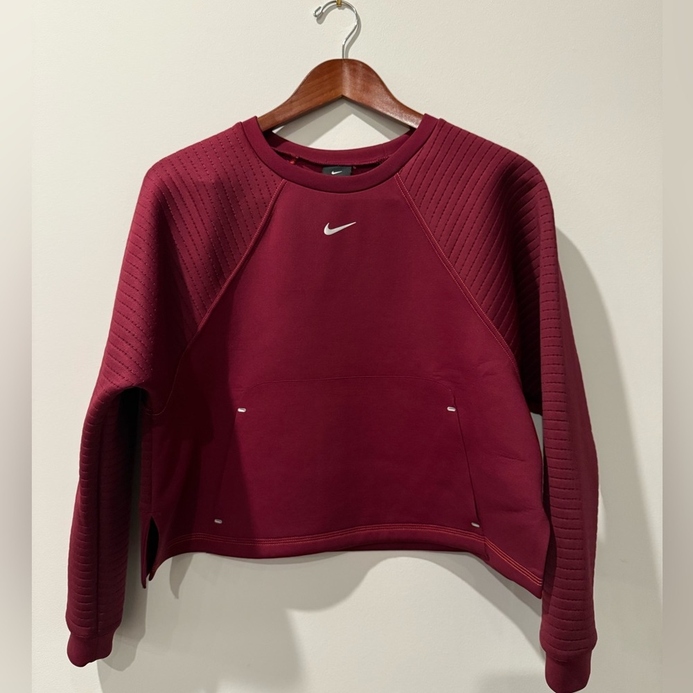 Nike Women's Maroon Quilted sleeve Sweatshirt
